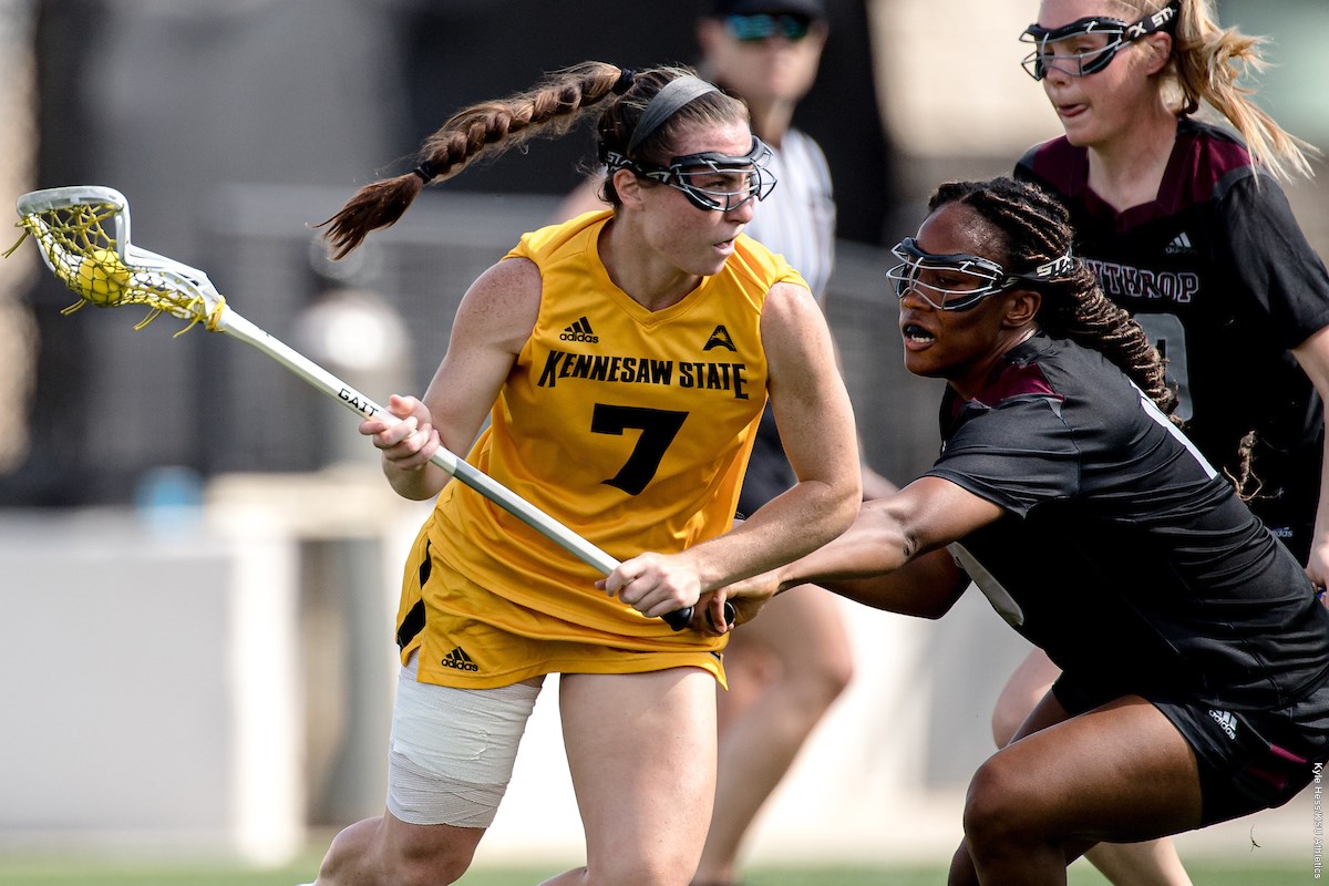 Siena Gore vs Winthrop