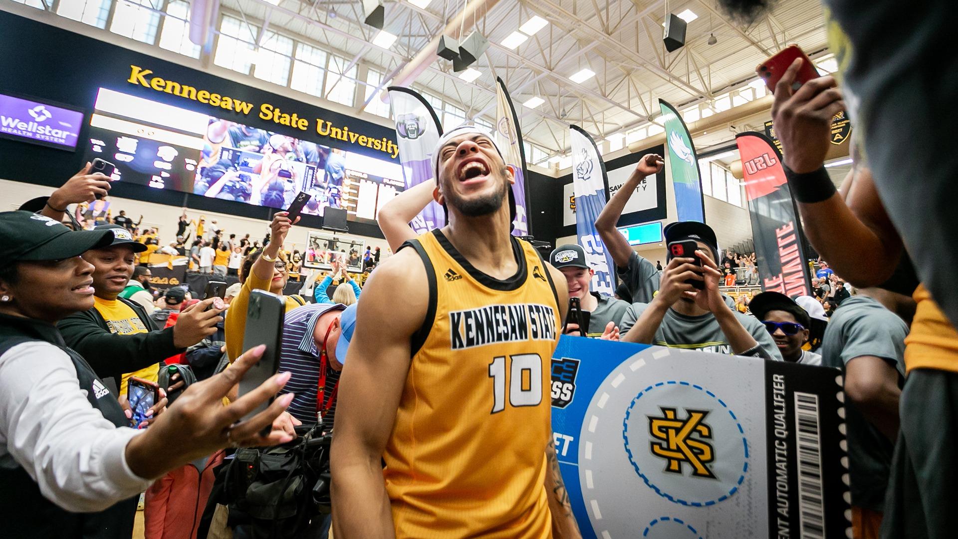 Alex Peterson ASUN celebration