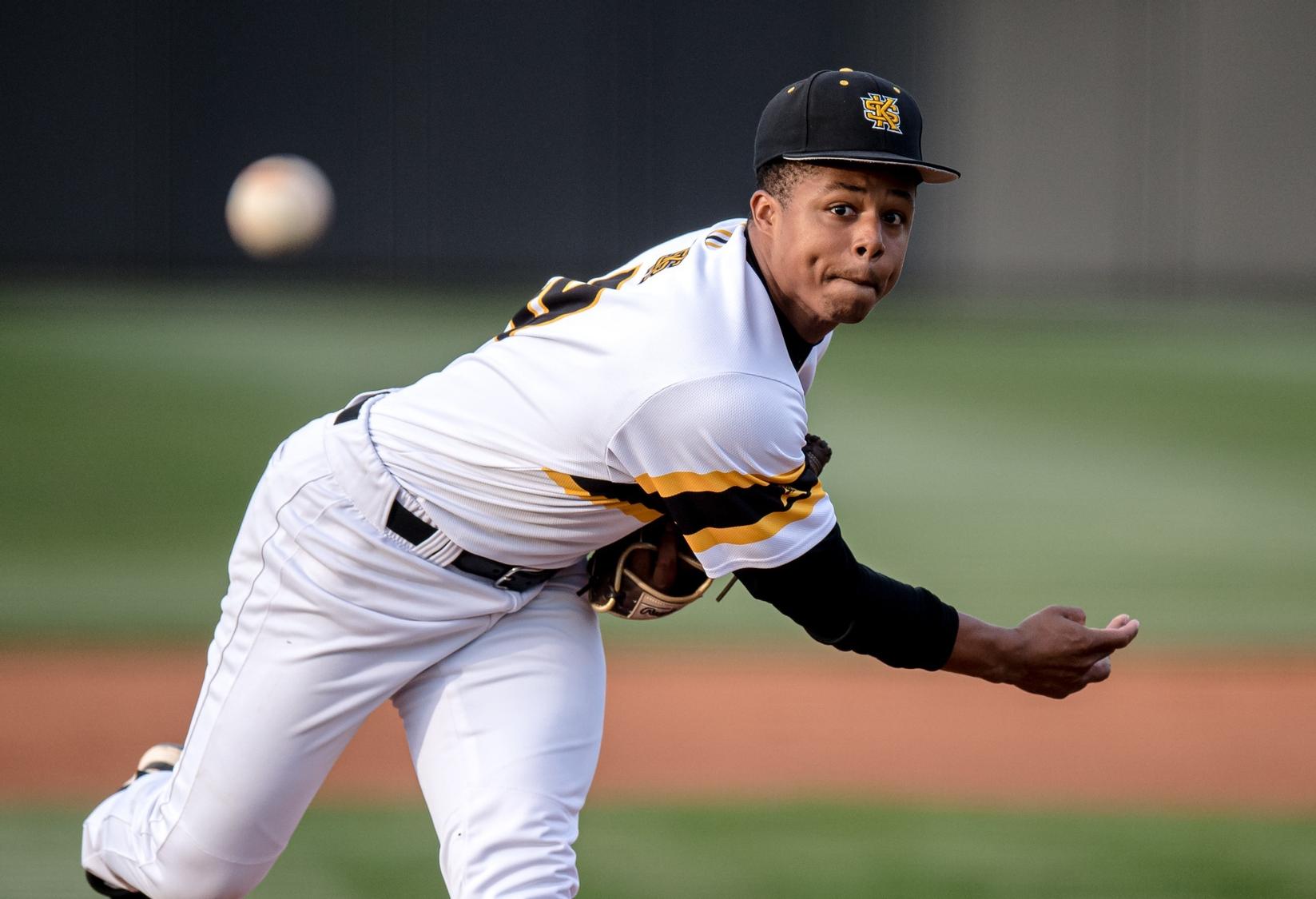 Stills pitching