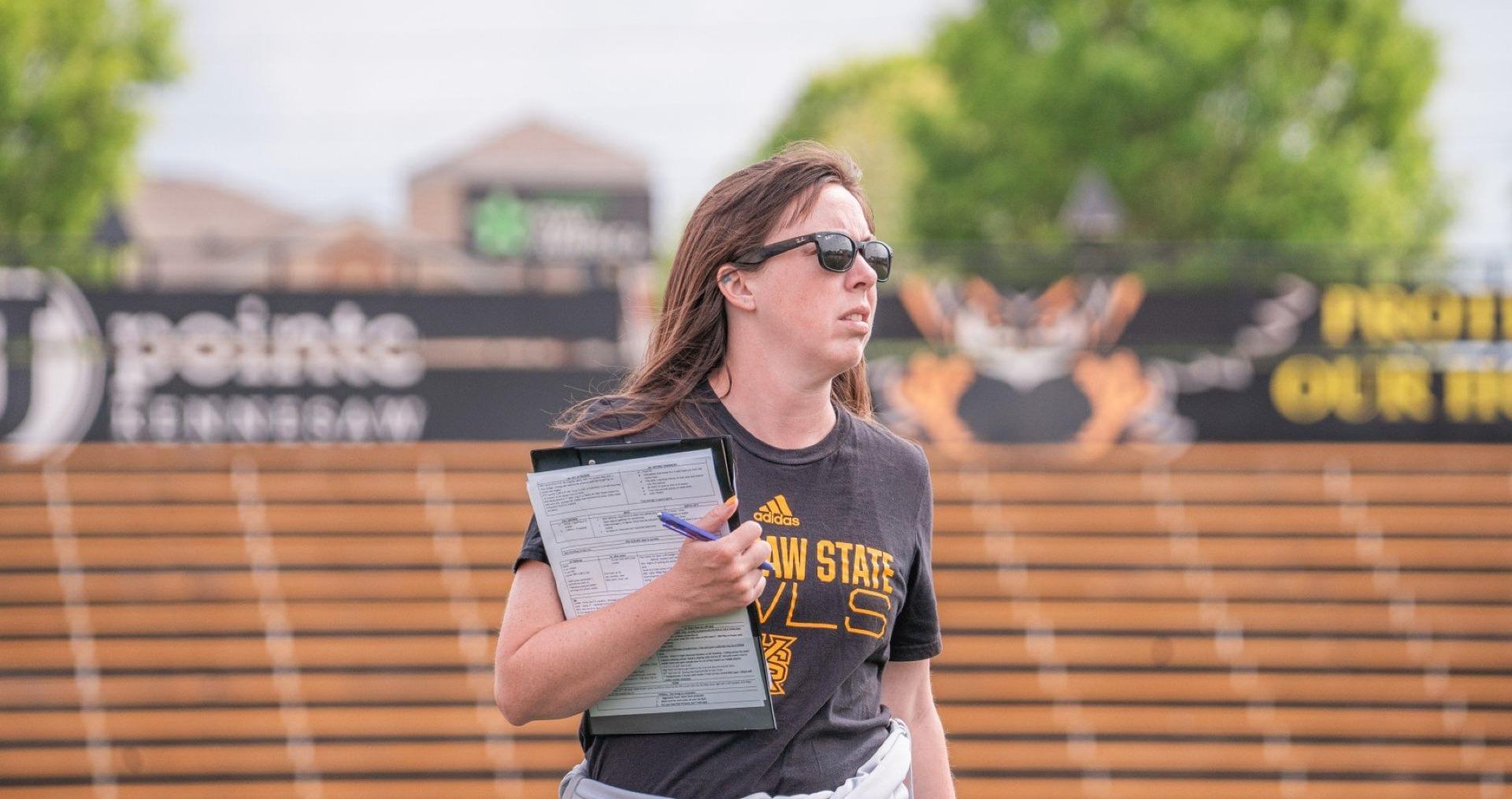 Laura Maness vs Jacksonville