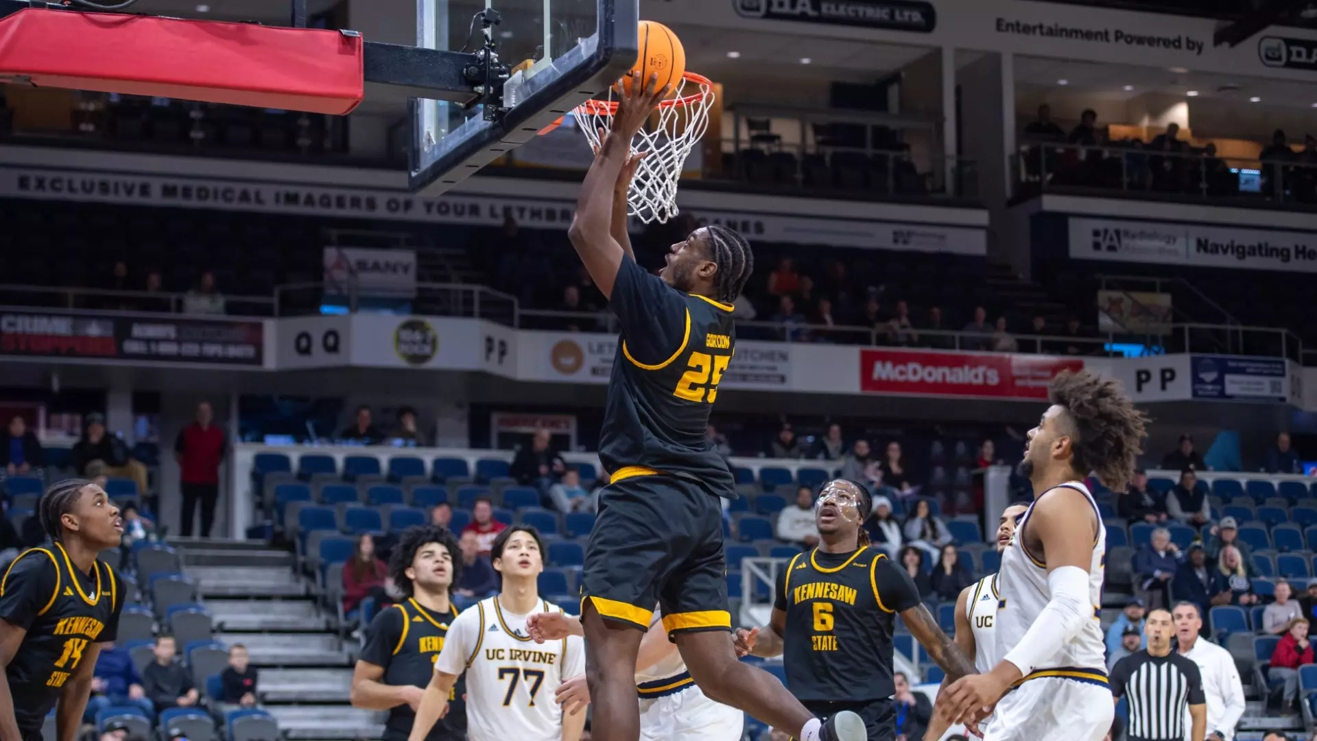 Rongie Gordon vs UC Irvine