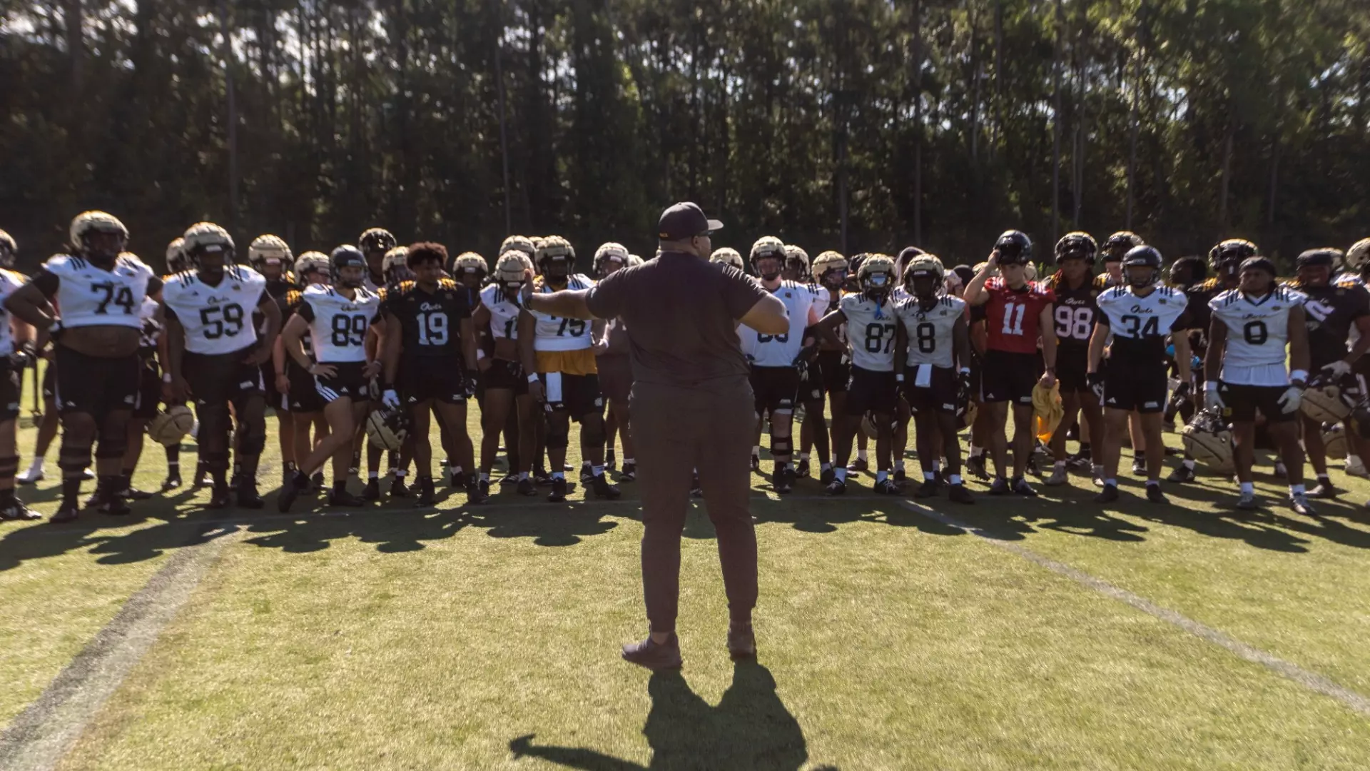 Head coach Jerry Mack